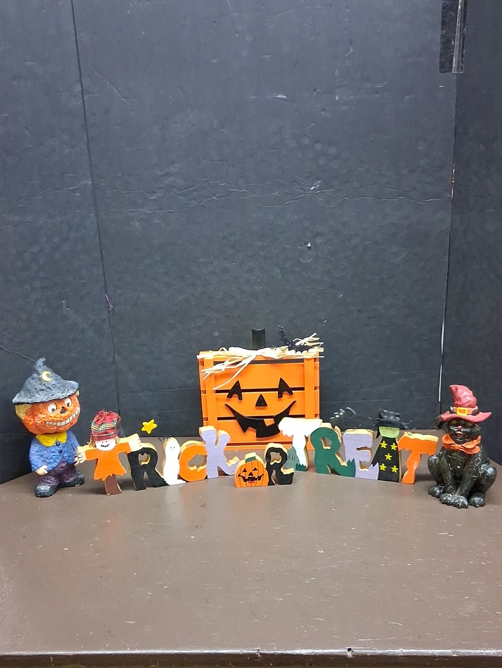 vintage hand crafted 6 pc.Halloween Trick or Treat set
